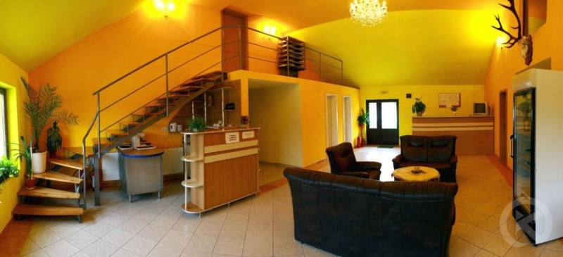 Doua Salcii Hostel Aiud 702267 thumb