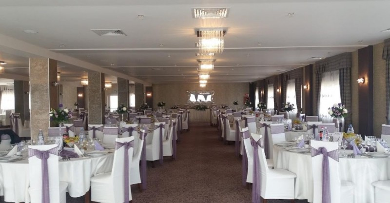 Doua Salcii Hostel Aiud 702270 thumb