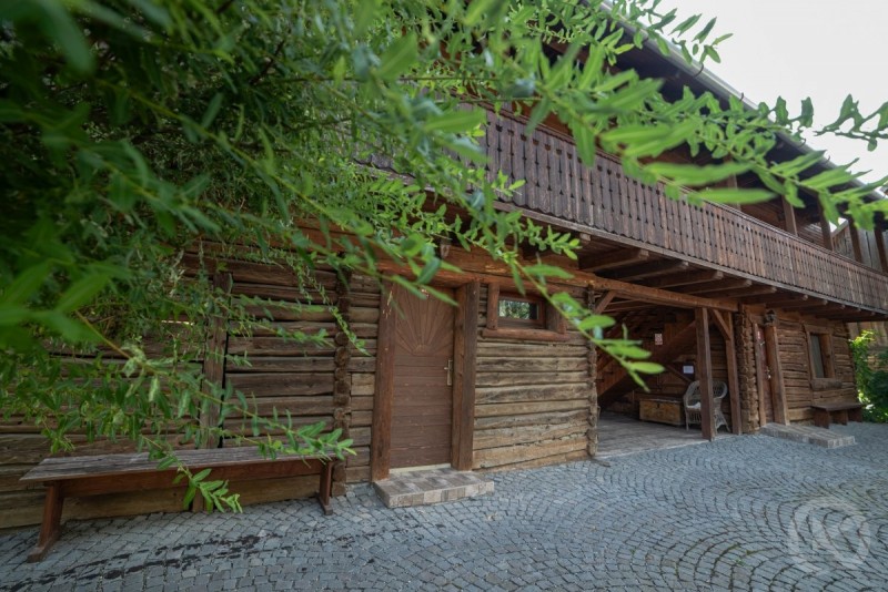 Country Guesthouse & Barn Hostel Bisericani 681698 thumb