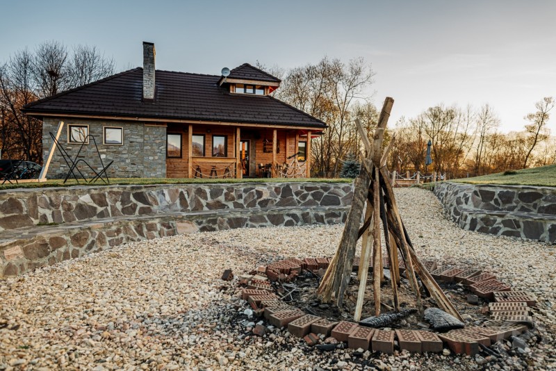 Atelier ReCreation Village Rasnov 684335 thumb