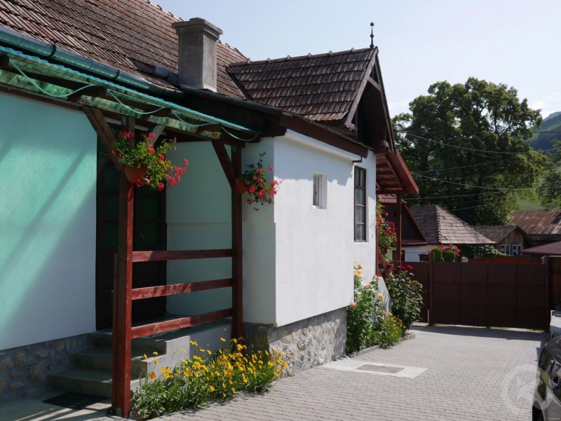 Andras House Rimetea 692859 thumb