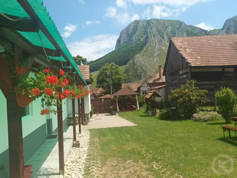 Andras House Rimetea 692847 thumb