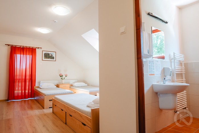 Erdélyi Erzsébet-tábor Izvoare 708917 thumb