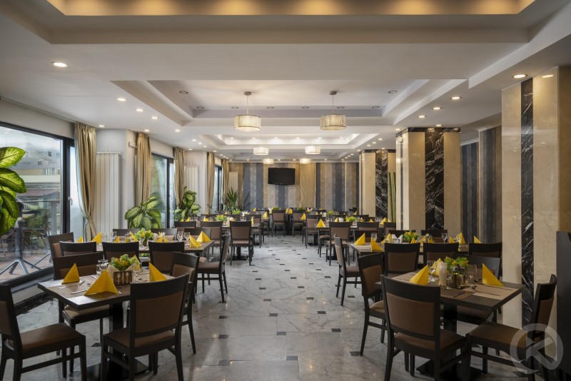 HOTEL SARMIS DEVA Deva 711417 thumb