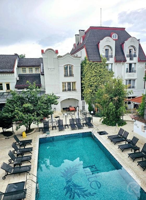 The Hotel Elite Oradea Oradea 679926 thumb