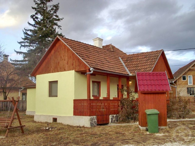 Holiday Chalet Taj Sândominic 696253 thumb