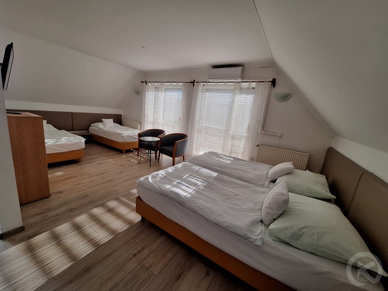 Viktória Pension Miskolc 690664 thumb