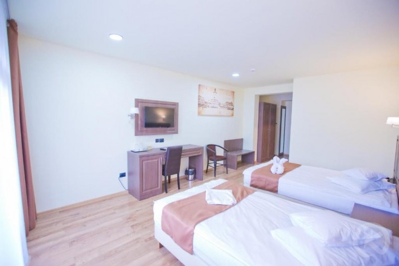 HOTEL PIEMONTE Predeal 719928 thumb