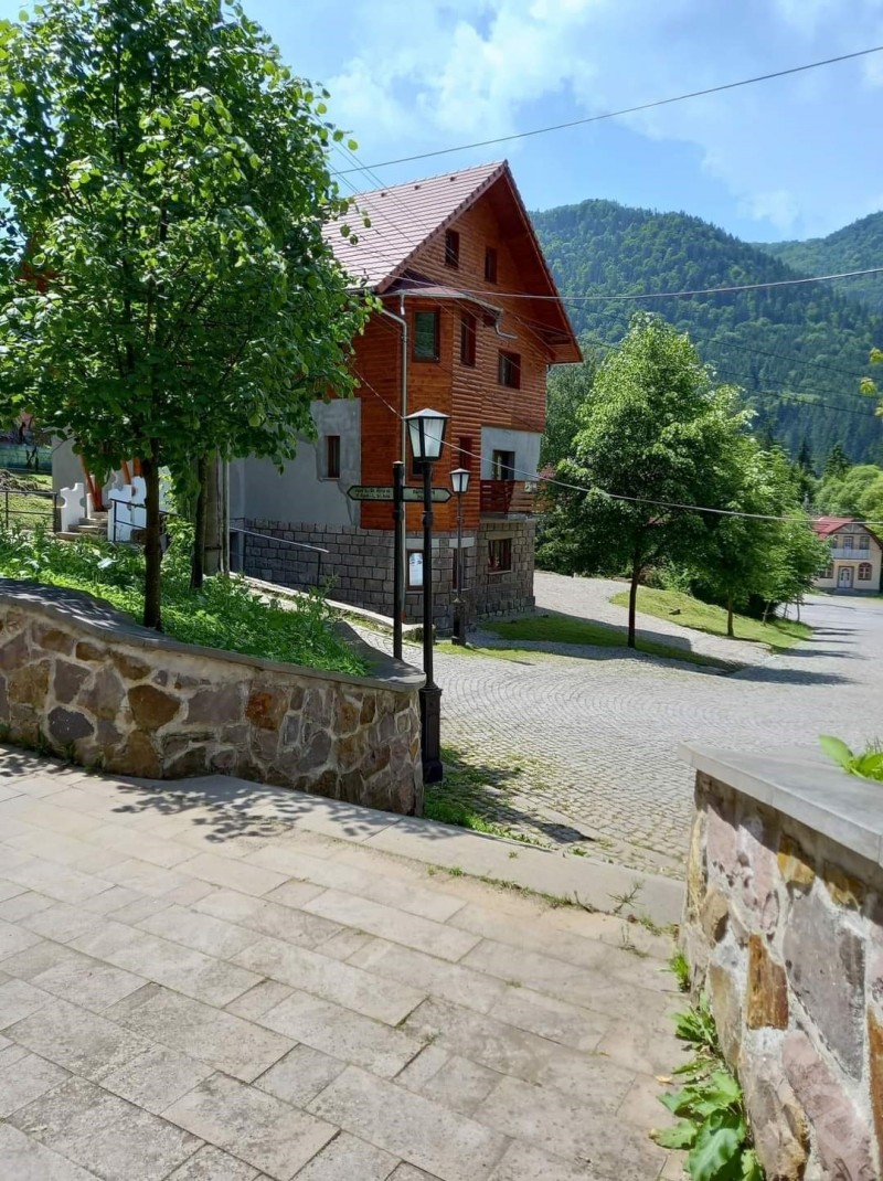 Kinga`s Crown Guesthouse