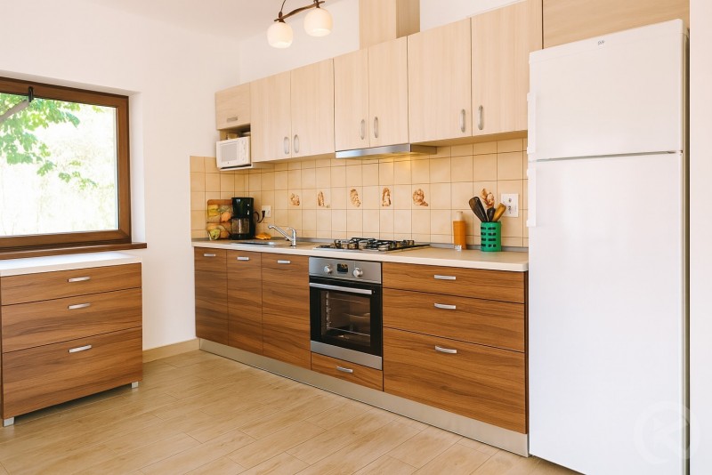 Casa Lipan Colibita – Mountain Cabin with Jacuzzi near the Lake Colibița 713270 thumb