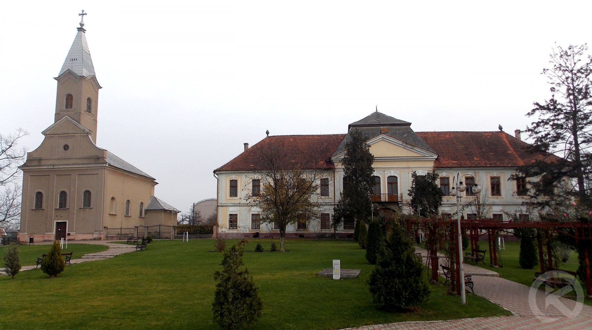 V&aacute;radszentm&aacute;rton (S&acirc;nmartin) &ndash; A Tourist Guide to Bihor County&rsquo;s Gem